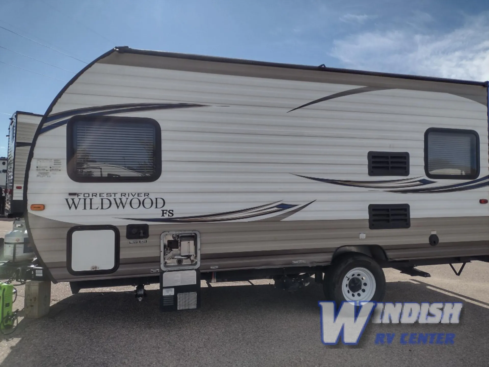 2018 Forest River Wildwood X-Lite FSX 175RD - Photo 4