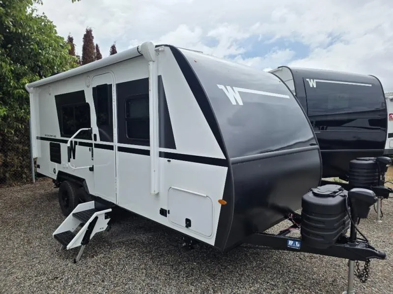 2026 Winnebago Micro Minnie 2108TB - Photo 2