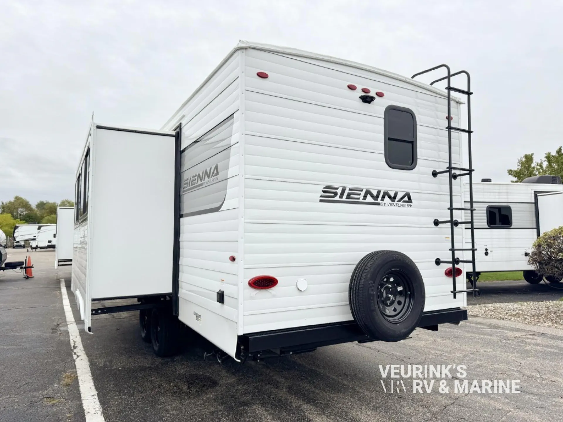 2026 Venture RV Sienna SA251VRB - Photo 3