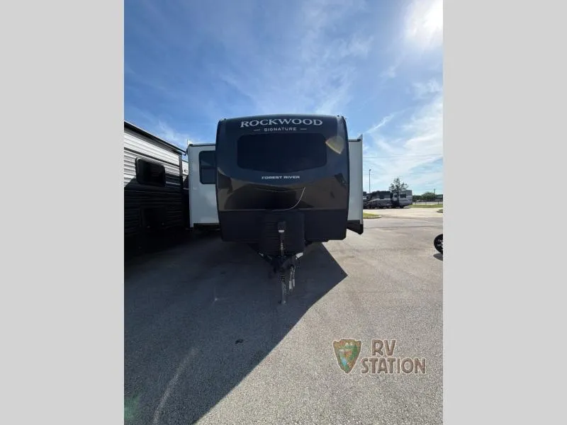 2026 Forest River Rockwood Signature 8339FK - Photo 2