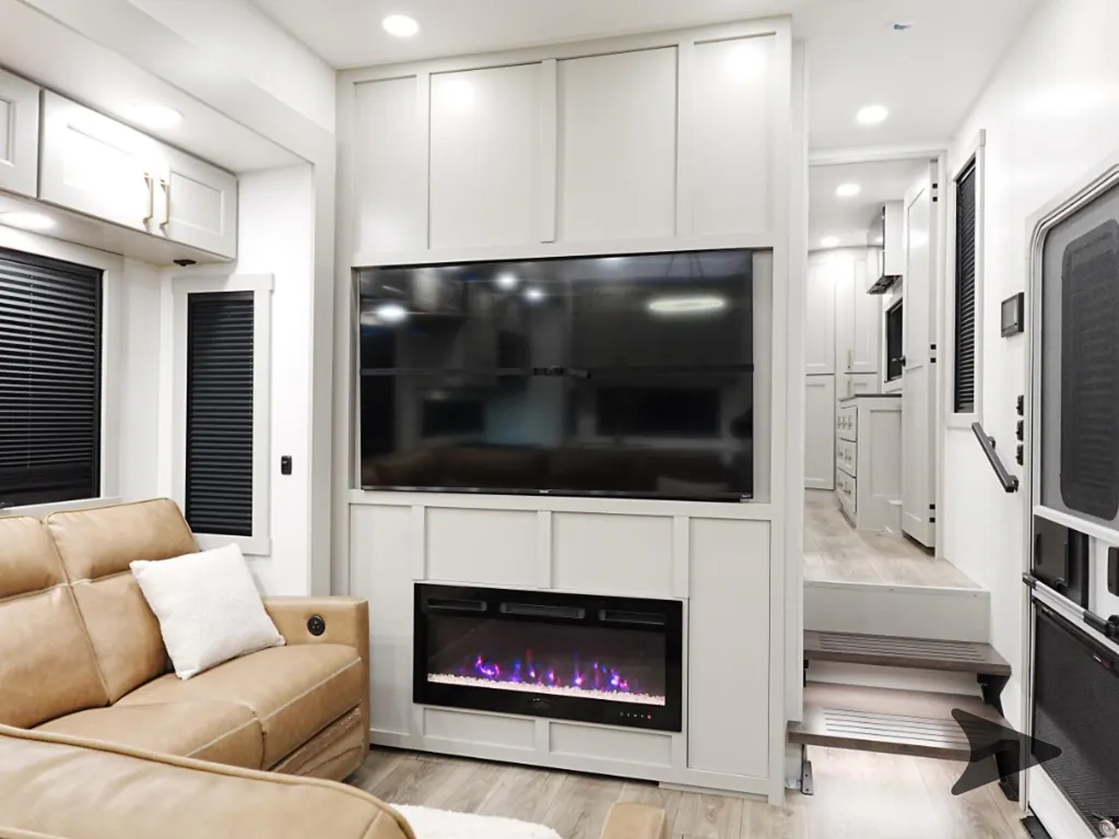 2025 Brinkley Model G 3250, Photos photo 61