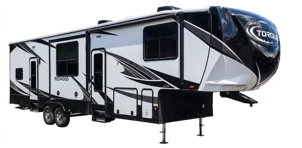 Heartland Torque TQ 371 exterior