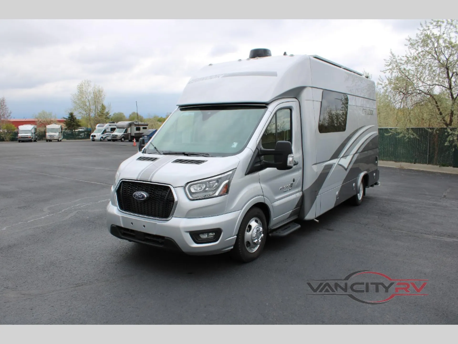 2025 Chinook RV Maverick SS exterior