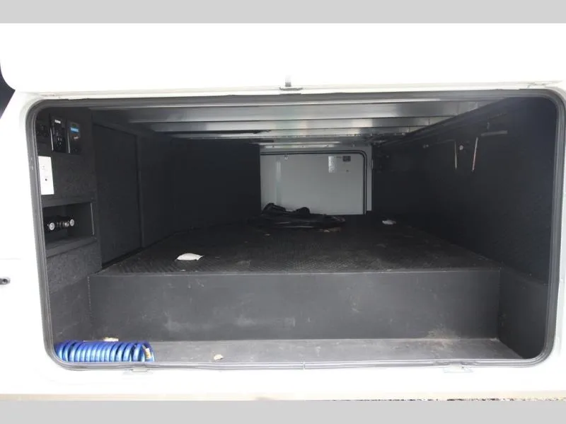 2024 Brinkley Model Z 3100 - Photo 4