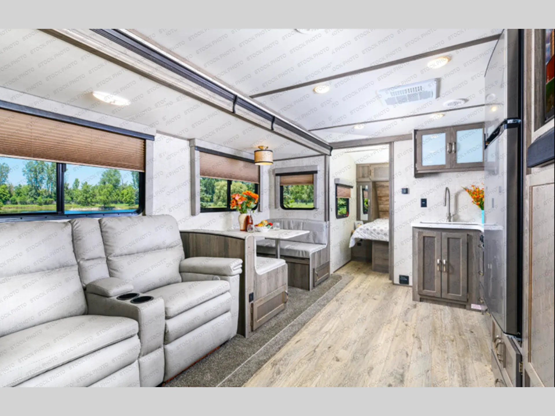 2026 Gulf Stream RV Envision Luxury Series 282BH - Photo 3