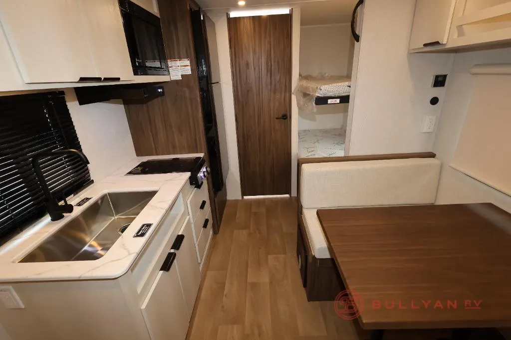 2027 Winnebago Access 16BH - Photo 4