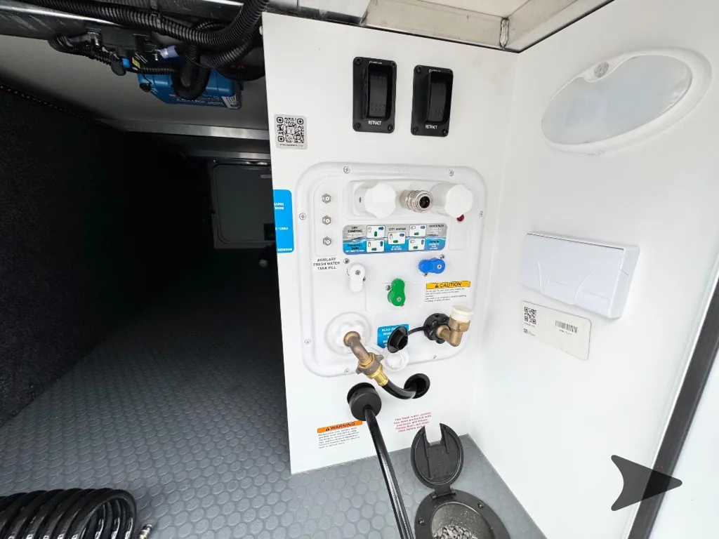 2026 Brinkley Model I 235, Photos photo 10