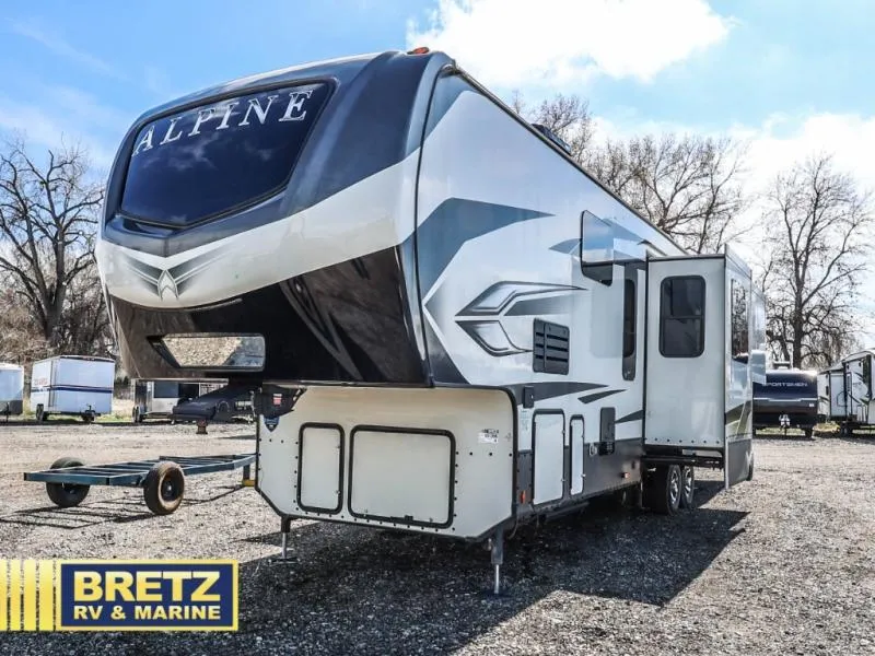 2022 Keystone Alpine 3790FK - Photo 4