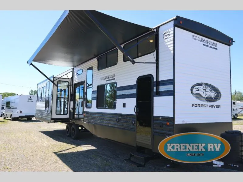 2027 Forest River Cherokee Timberwolf 39JM - Photo 2
