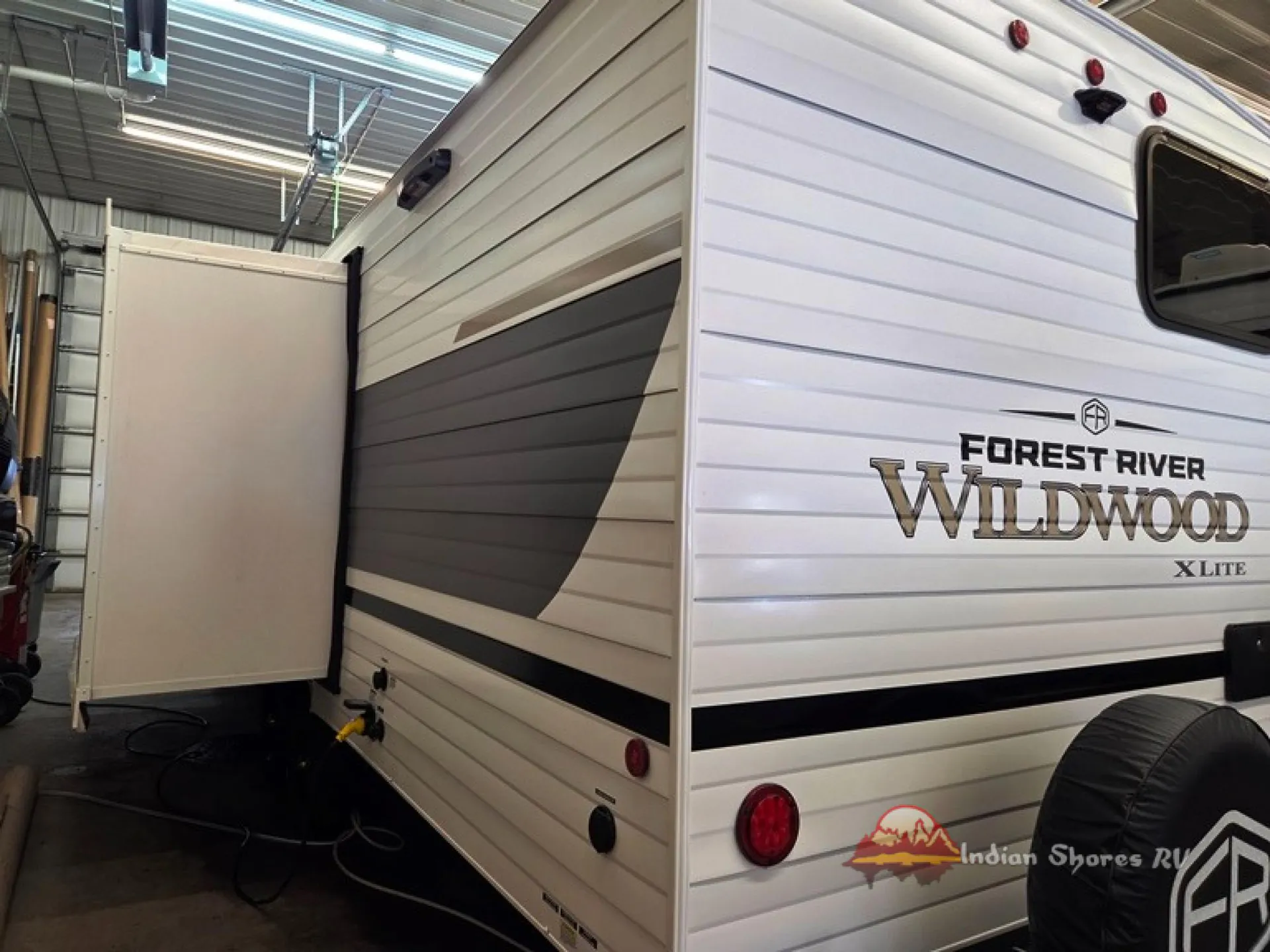 2026 Forest River RV Wildwood X-Lite 26ICE — Photo 6