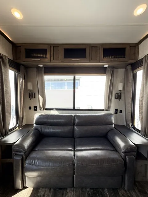 2019 Forest River Sabre 36BHQ, Photos photo 12