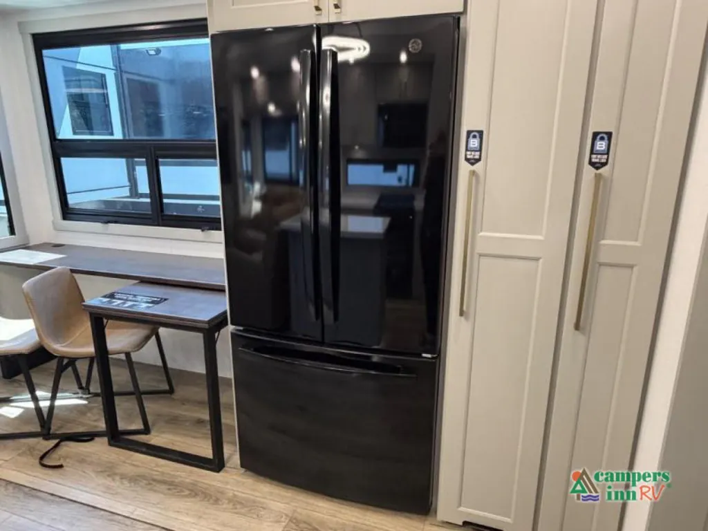 2025 Brinkley Model G 3970, Photos photo 10