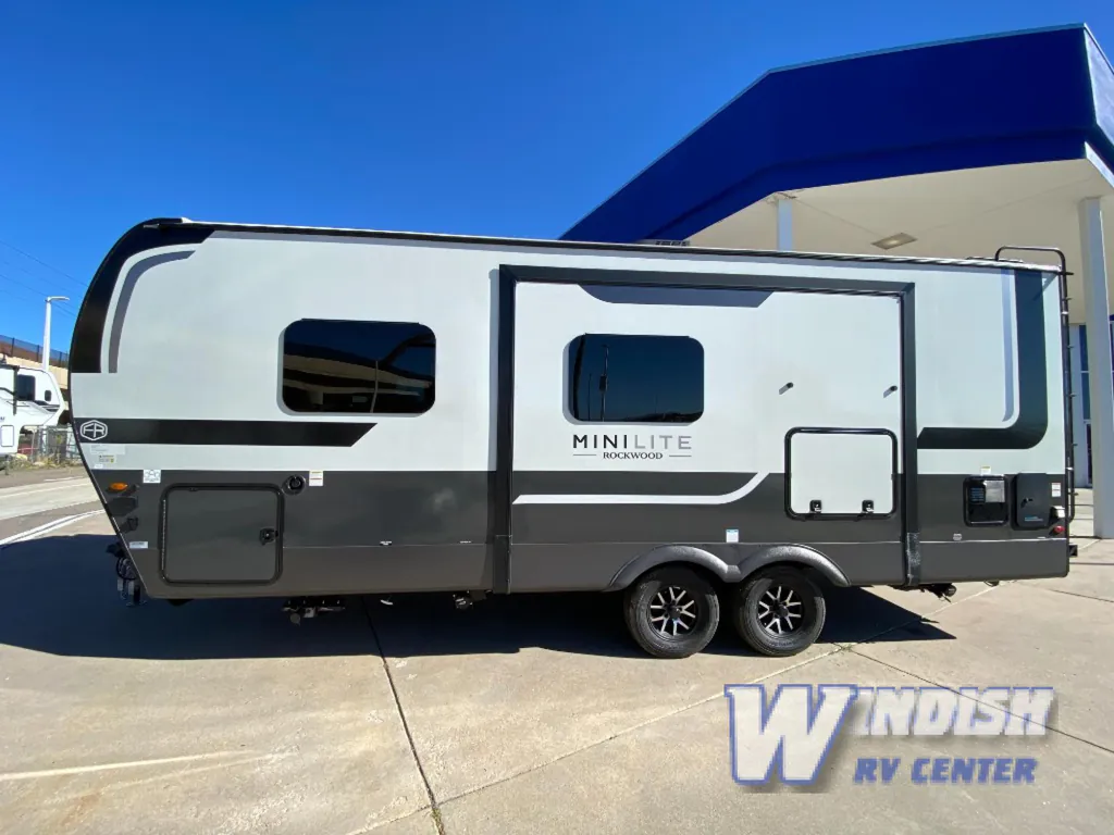 2027 Forest River Rockwood Mini Lite 2525RB, Photos photo 2