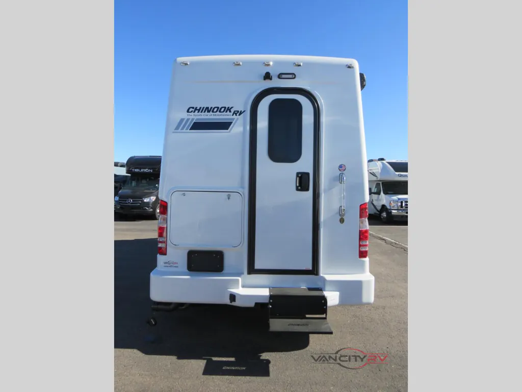 2024 Chinook RV Summit SS, Photos photo 5