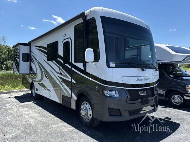 2023 Newmar Bay Star 3014 - Photo 2