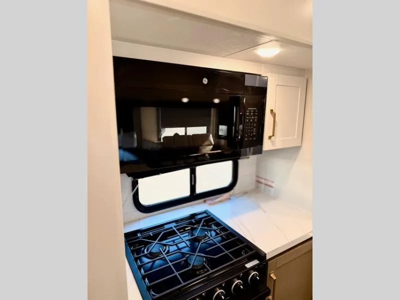 2026 Jayco Eagle HT 28CRT - Photo 4