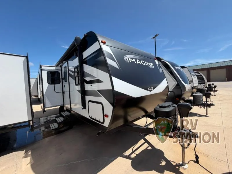 2023 Grand Design Imagine XLS 22RBE - Photo 4