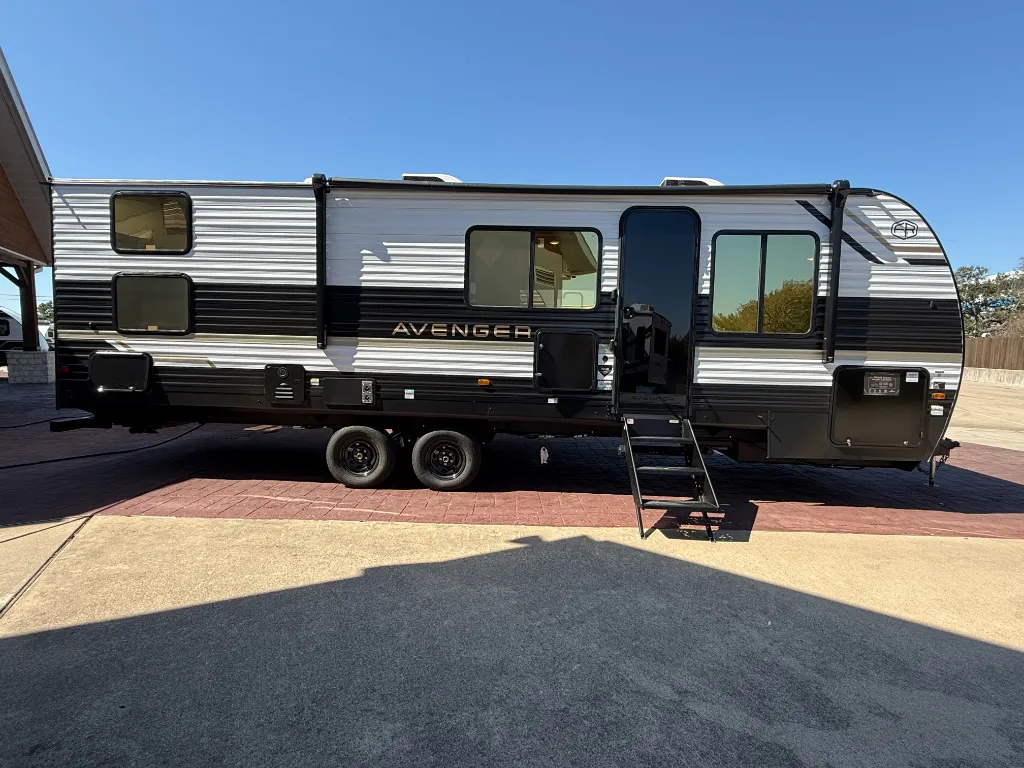 2027 Forest River Avenger 26DBS - Photo 3