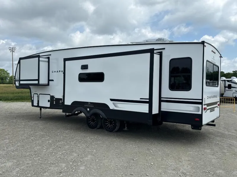 2027 Coachmen Chaparral Lite 30RLS - Photo 4