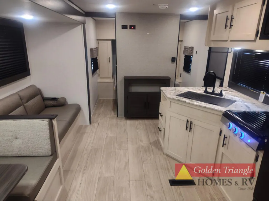 2027 Shasta I-5 530BQB, Photos photo 5