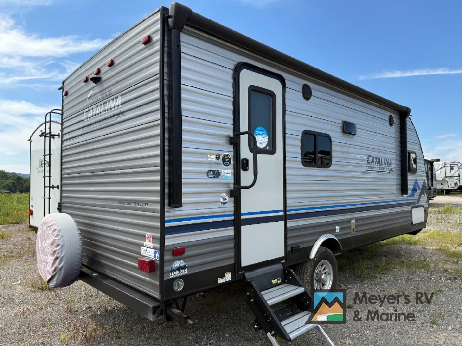 2022 Coachmen RV CATALINA-SUMMIT 184FQS - Photo 4