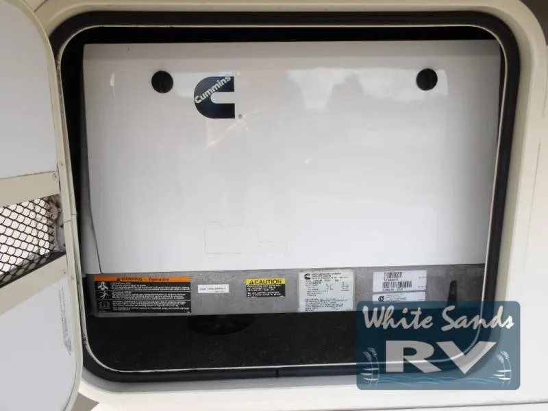 2022 Thor Motor Coach A.C.E 32.3 - Photo 4