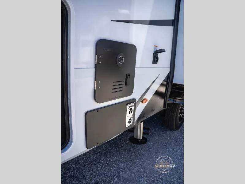 2026 Grand Design Solitude 310GK - Photo 4