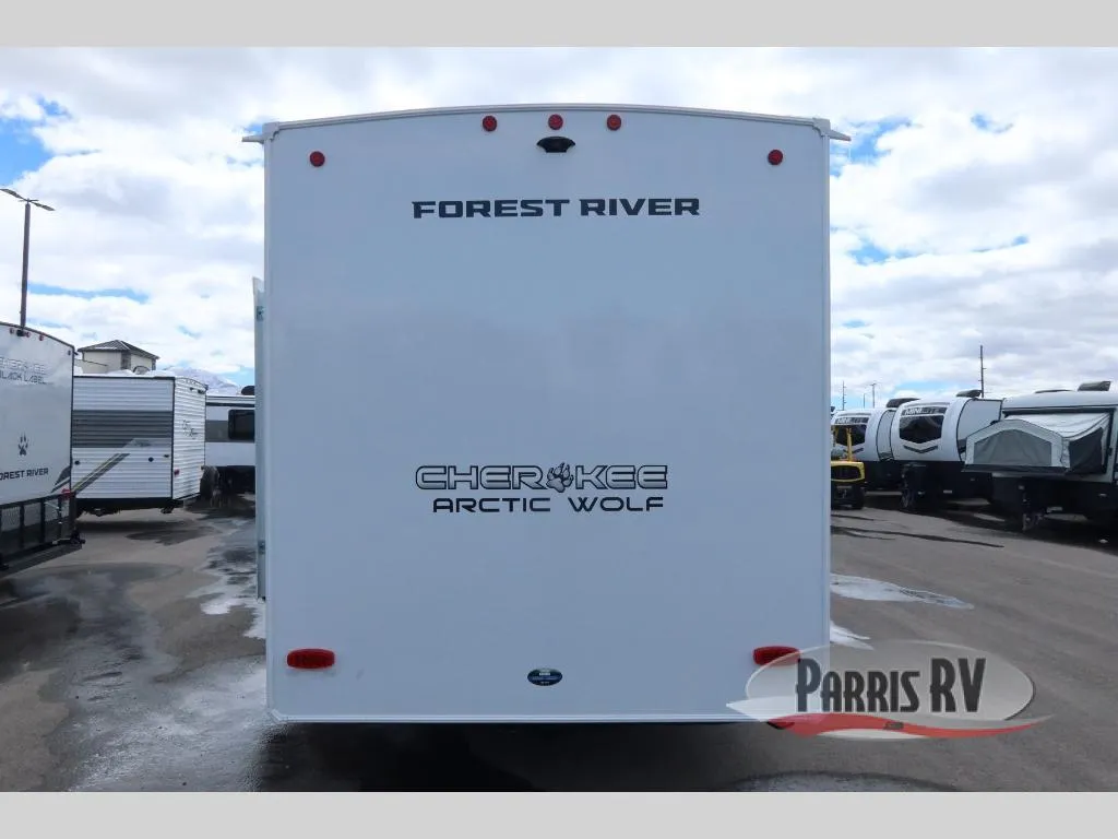 2026 Forest River Cherokee Arctic Wolf 285OPT - Photo 4