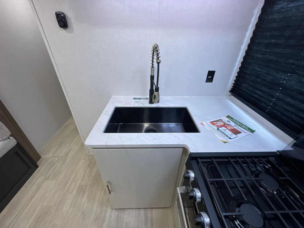 2027 Forest River Vibe 2900KB, Photos photo 11
