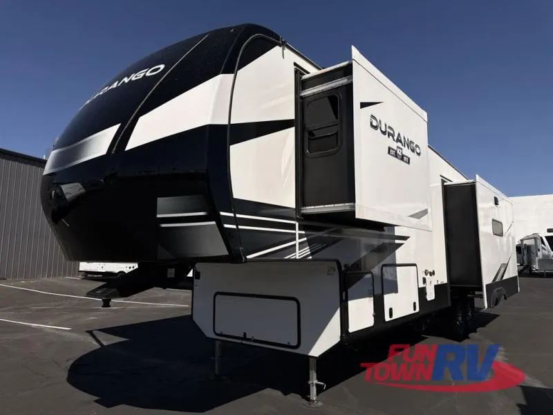 2022 KZ Durango 333RLT - Photo 4