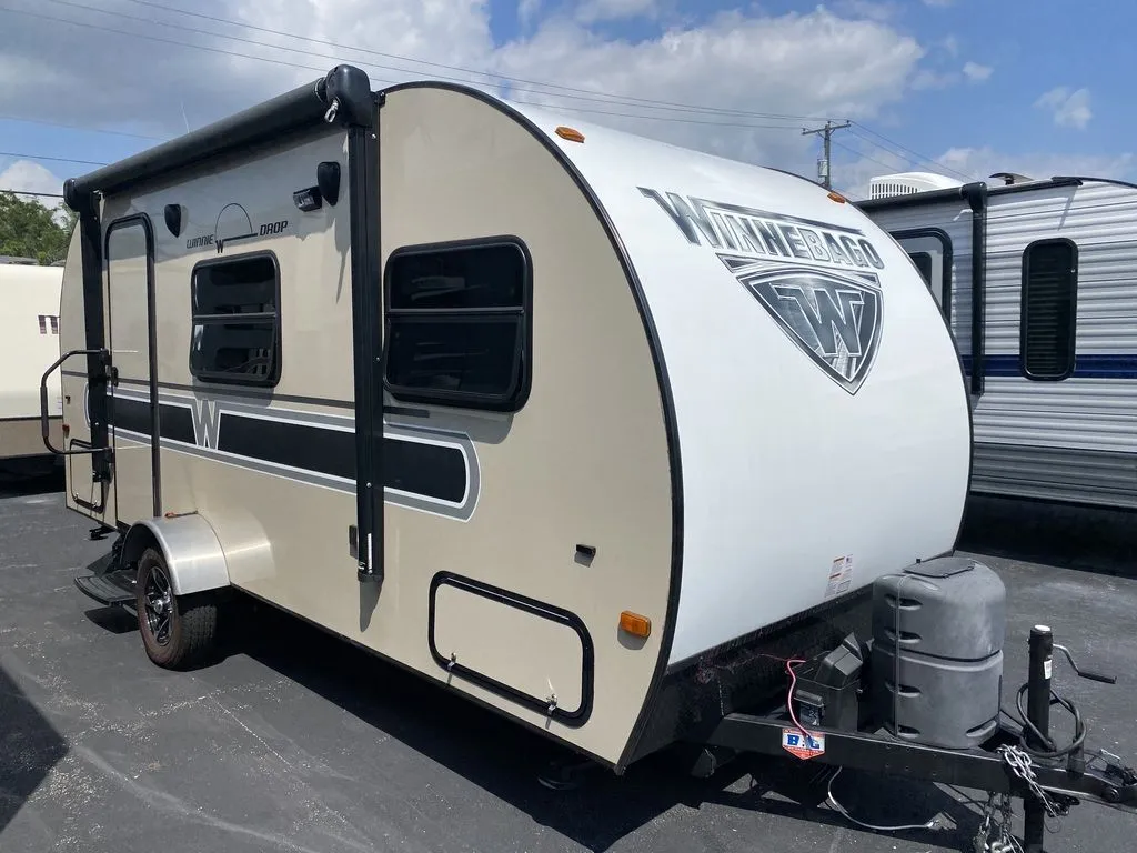 2017 Winnebago Winnie Drop WD170S - Main photo
