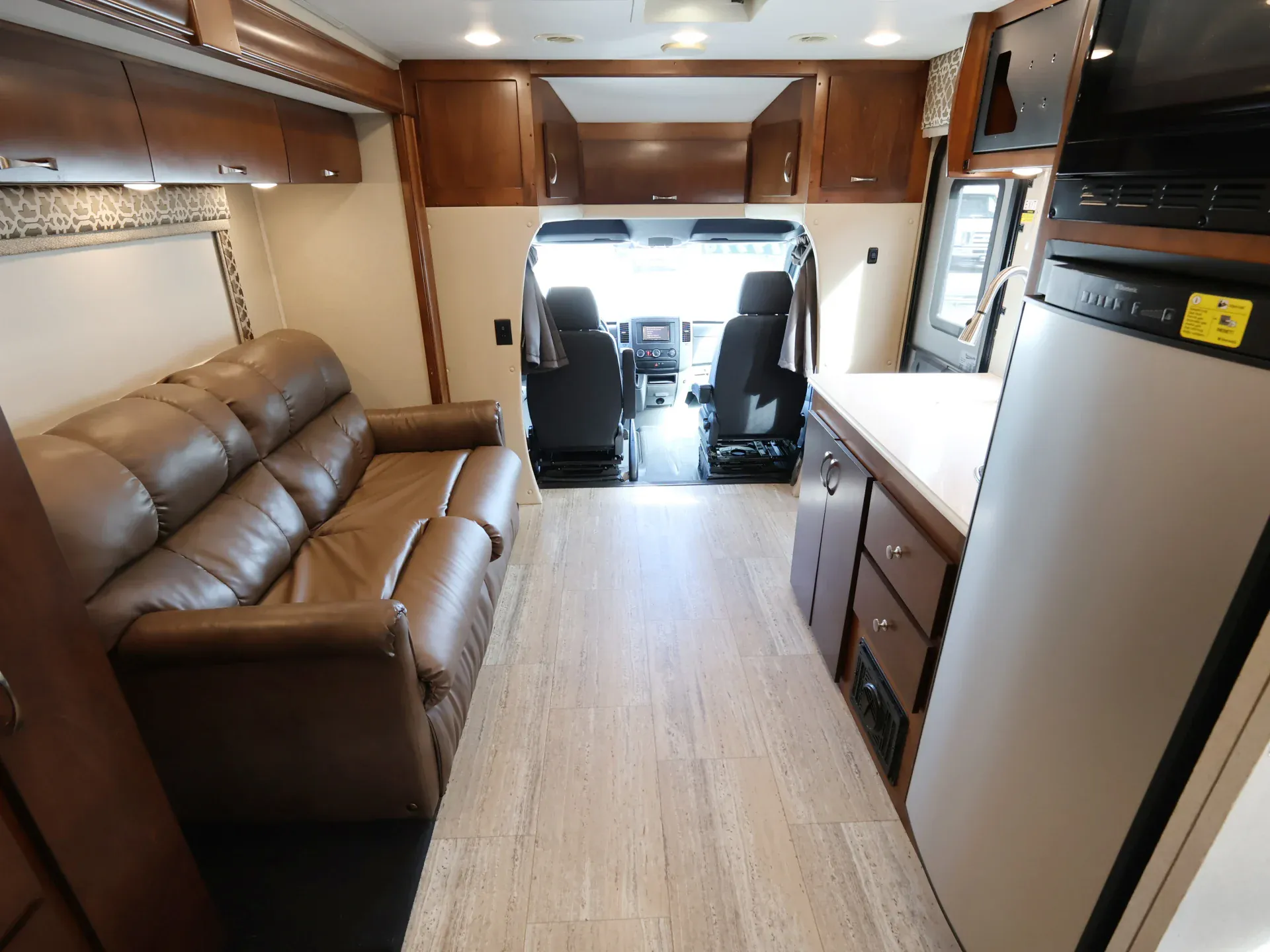 2018 Renegade RV Villagio 25UCB - Photo 4