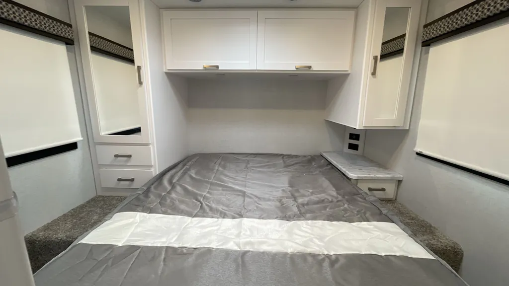 2026 Thor Motor Coach Freedom Elite 28HZ, Photos photo 15