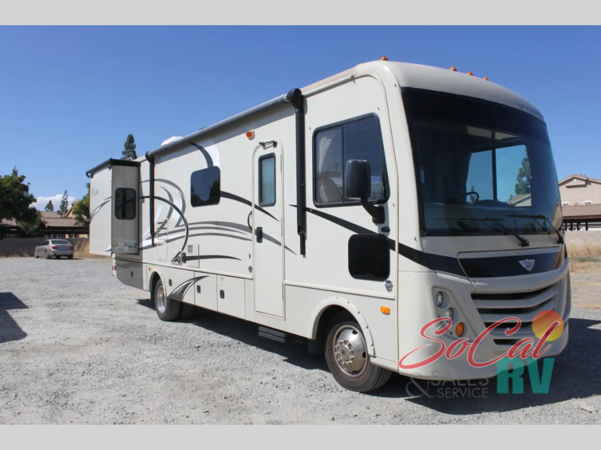 2018 Fleetwood Flair 31A - Photo 2