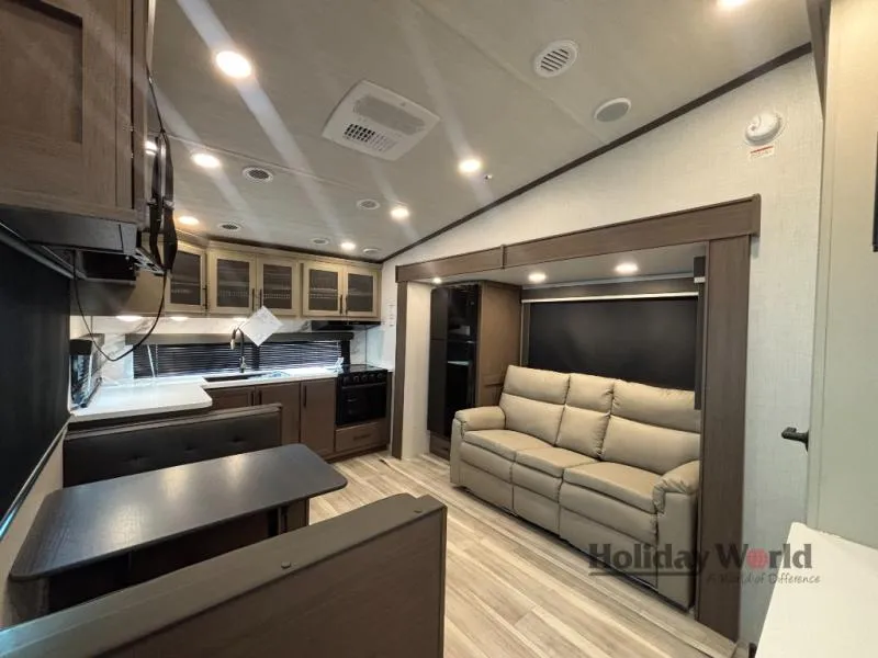 2026 Keystone Cougar Half-Ton 23MLE - Photo 4