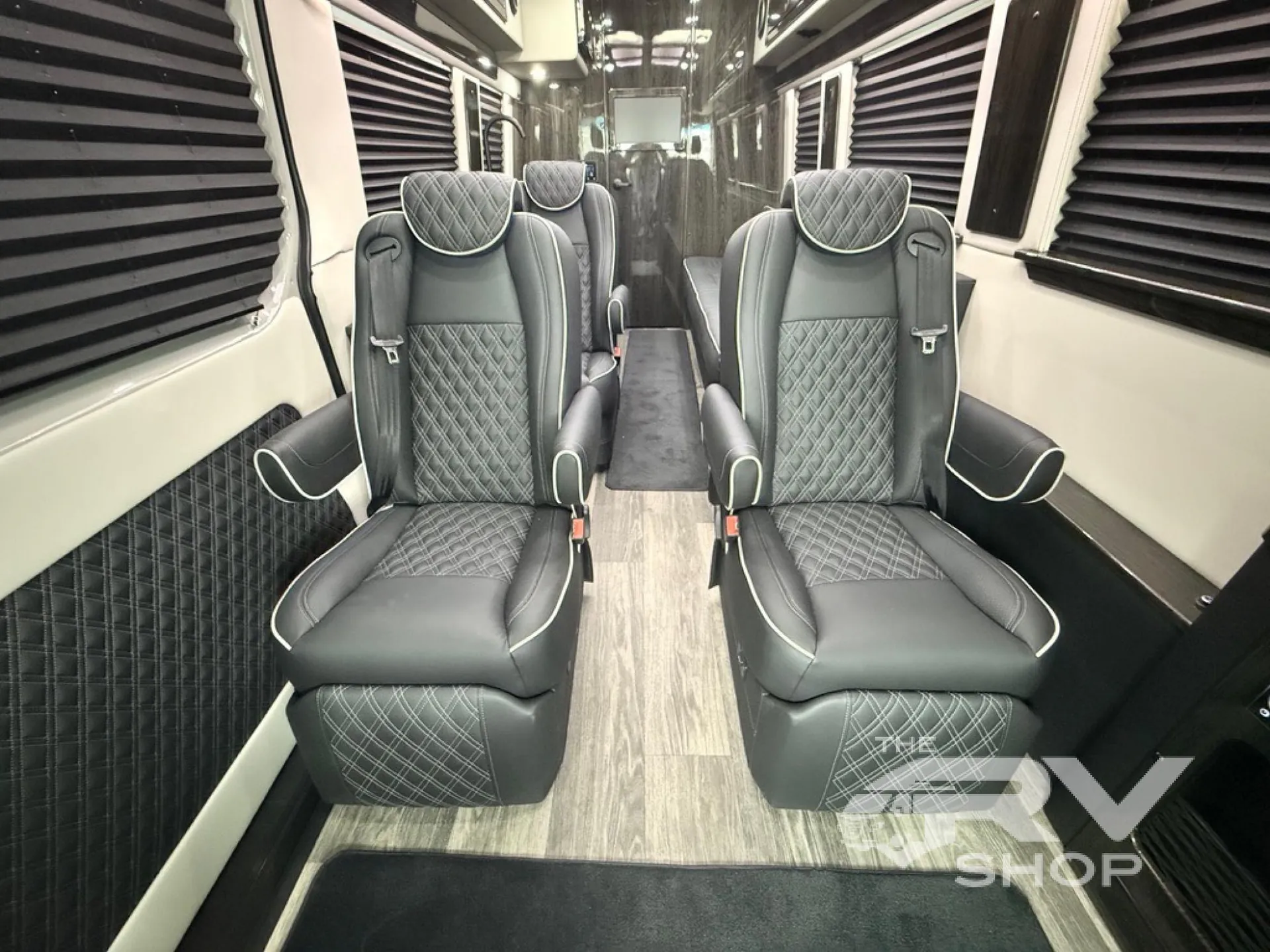 2025 OGV Luxury Coach V-Cruise 9DBA - Photo 3