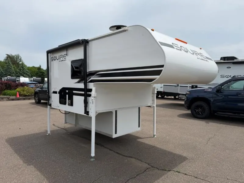 2026 Lance Squire Truck Campers New    SQ610 - Main photo