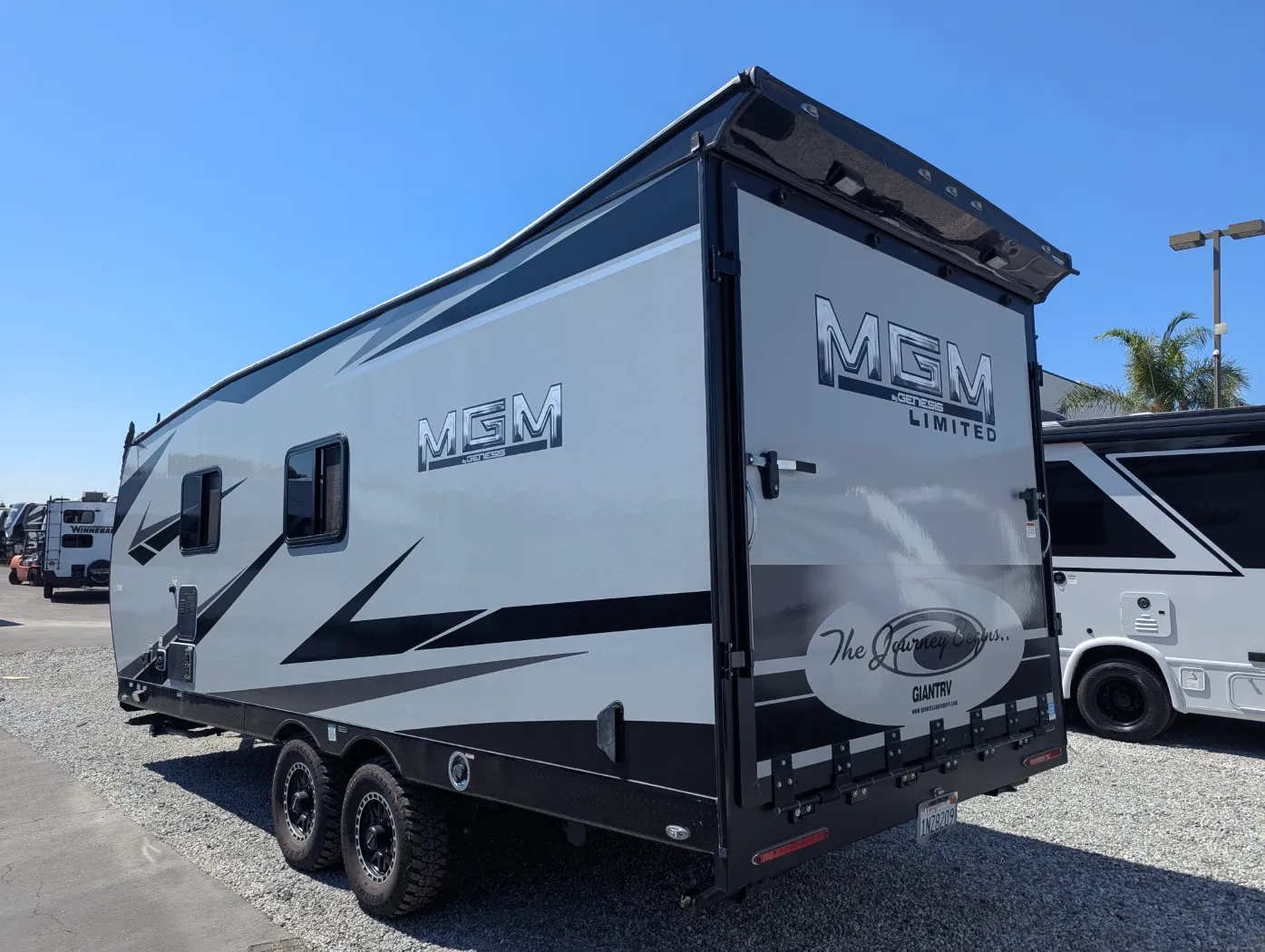 2023 Genesis Supreme MGM Limited MFB210 - Photo 4