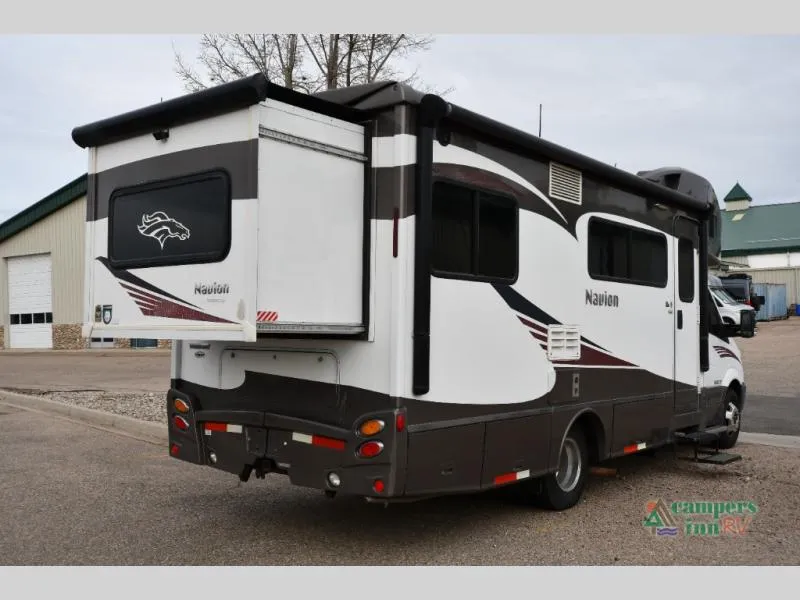 2016 Winnebago Navion NAVION - Photo 4