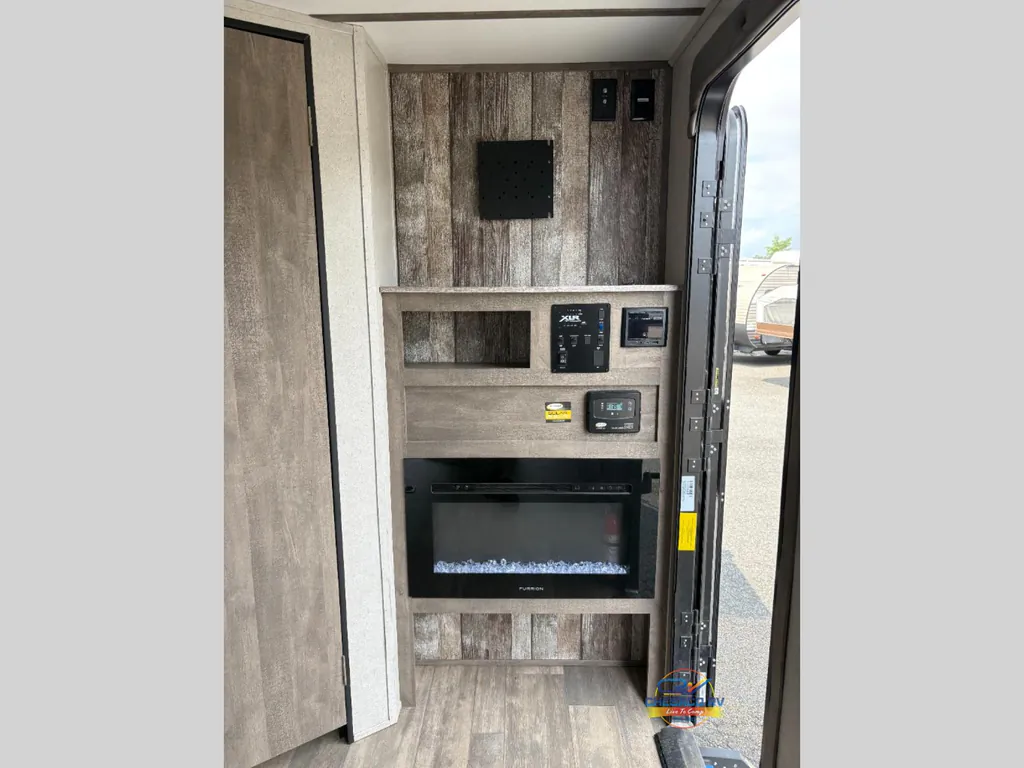 2022 Forest River XLR Micro Boost 25LRLE, Photos photo 15