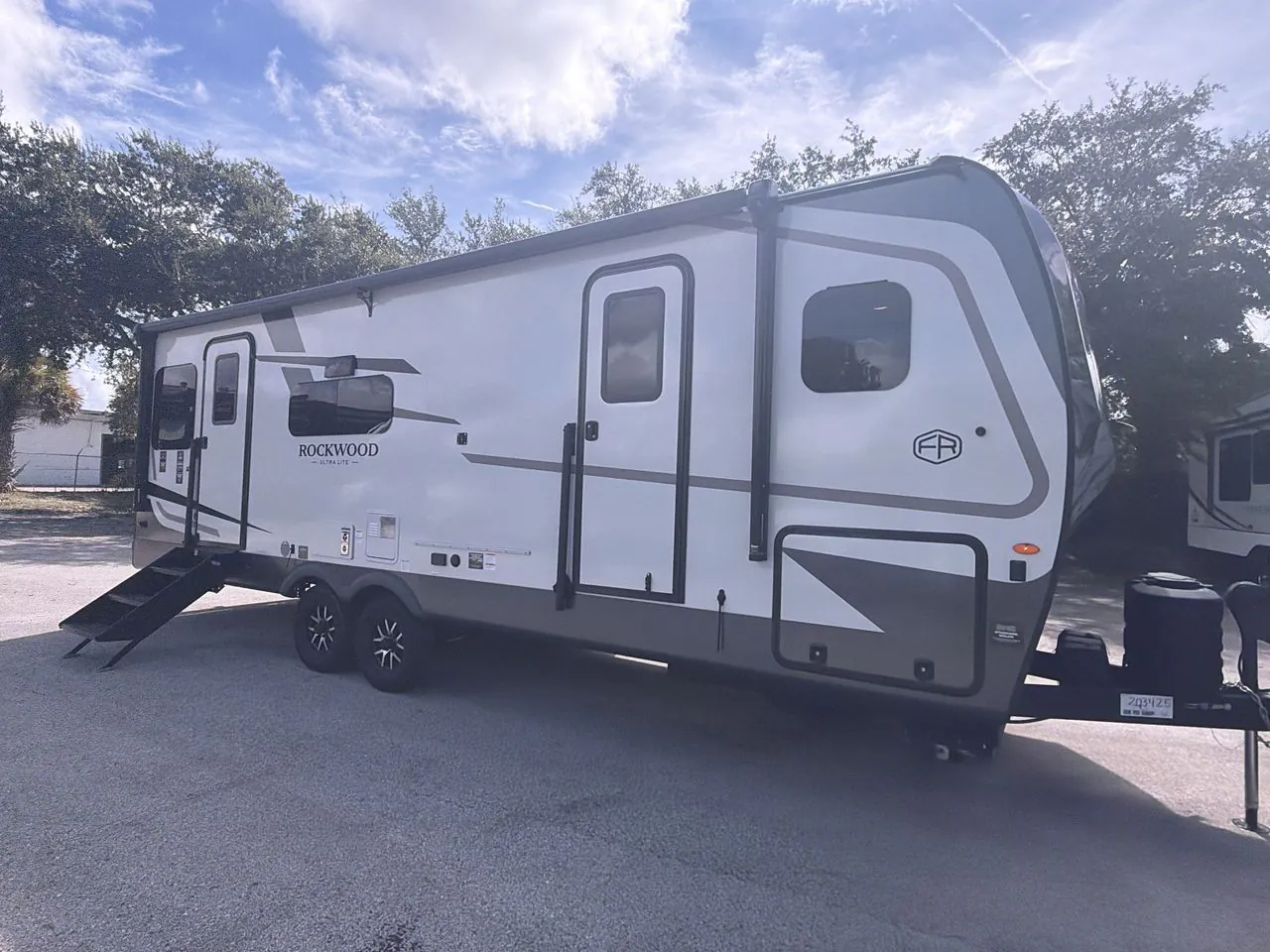 2027 Forest River Rockwood Ultra Lite 2618RD - Photo 3