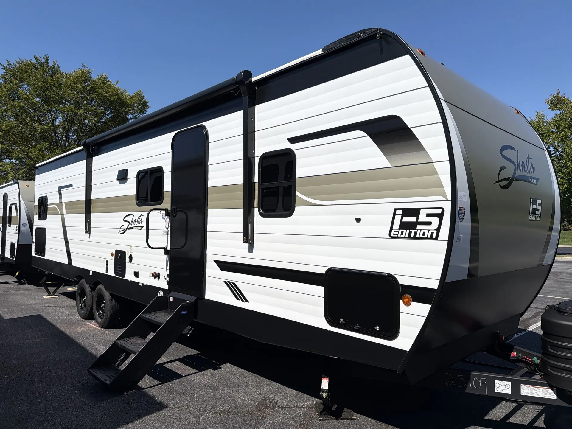 2027 Coachmen Shasta I-5 532BEDS - Photo 2