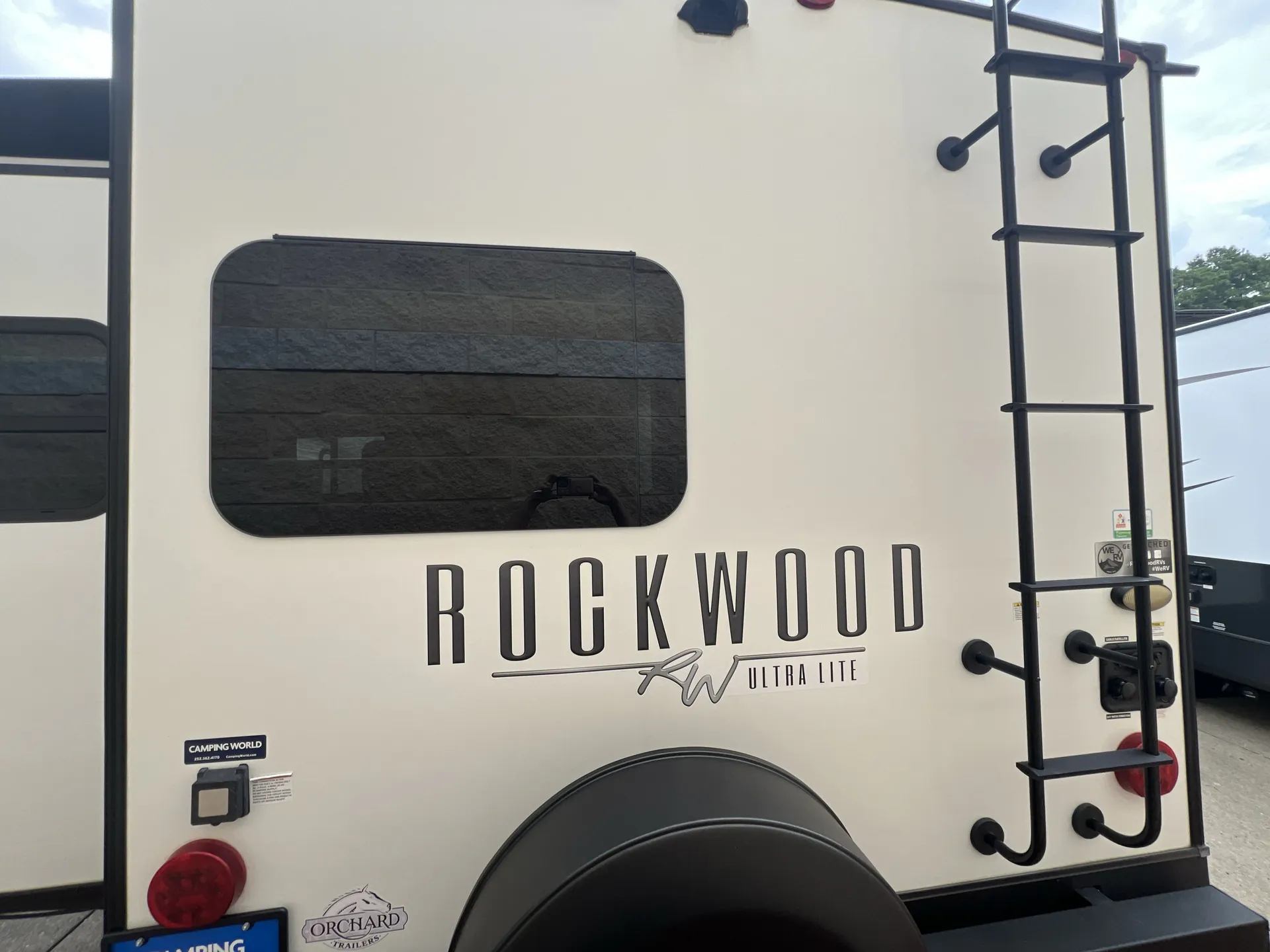 2023 Forest River Rockwood Ultra Lite 2608BS — backside