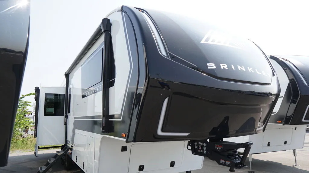 2026 Brinkley Model Z 3100 - Photo 2