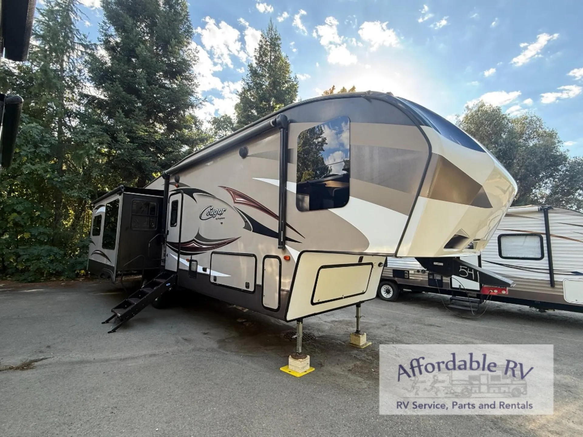 2016 Keystone Cougar 333MKS - Photo 2