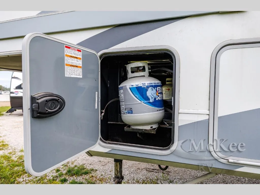 2017 Highland Ridge RV Open Range Roamer 337RLS - Photo 4