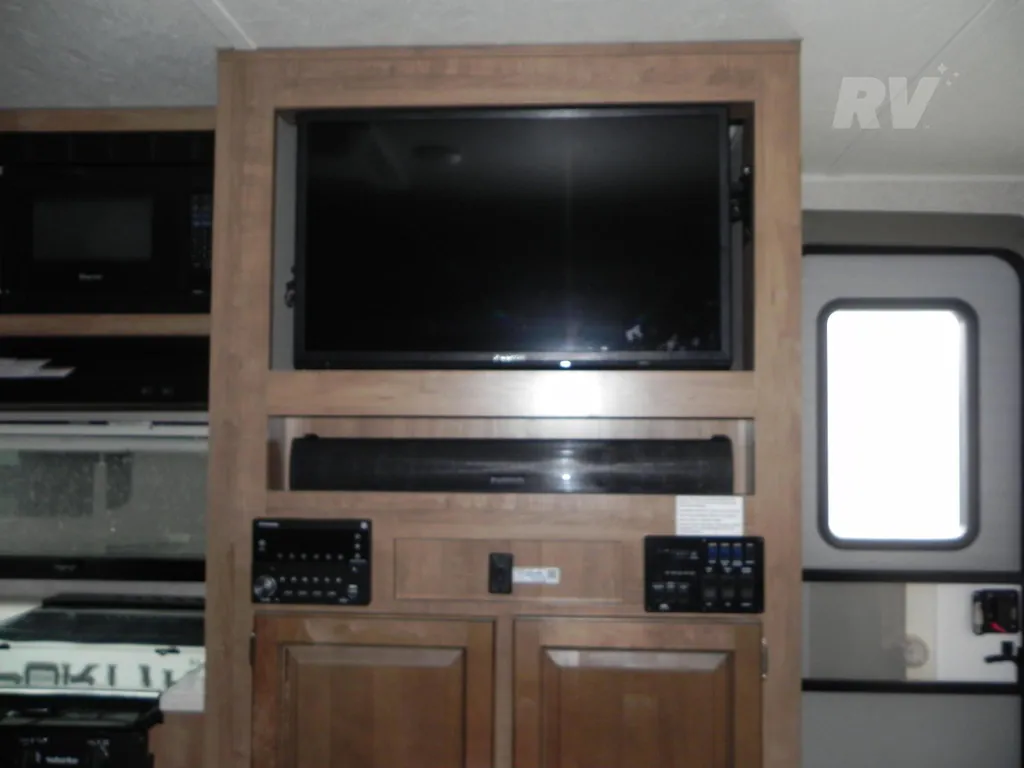2019 Forest River Flagstaff Micro Lite 25FBLS, Photos photo 9