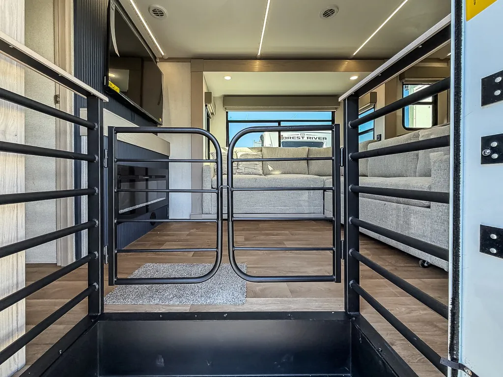 2026 Forest River Puma Grand Mesa 395FKL — Photo 7