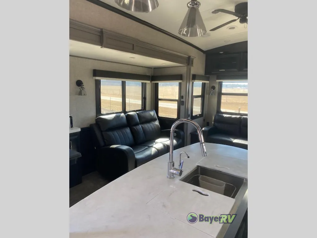 2022 Jayco Pinnacle 36FBTS, Photos photo 7