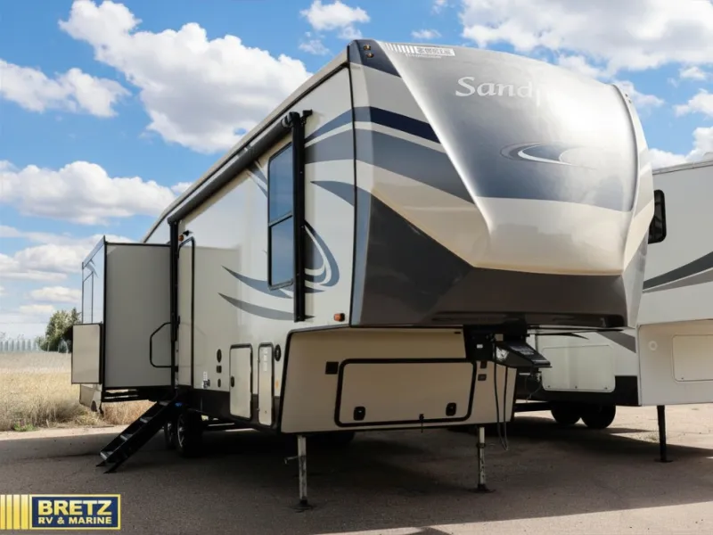 2021 Forest River Sandpiper C-Class 3660MB - Photo 2